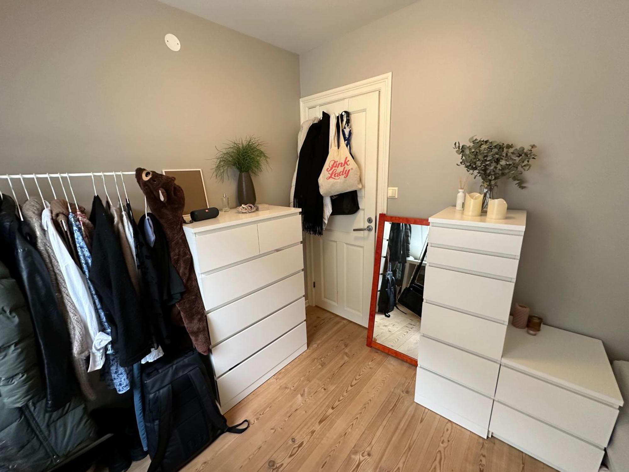 Sjarmerende Bolig Like Ved Togstasjonen Apartment Берген Екстериор снимка